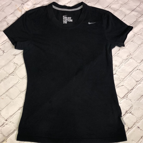 Athletic Tee’s Bundle, Nike & Adidas! Size S/M - Picture 2 of 4
